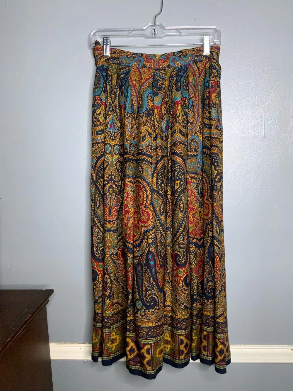 Chaus Vintage Multicolor Paisley Maxi Skirt with Navy and Mustard 12